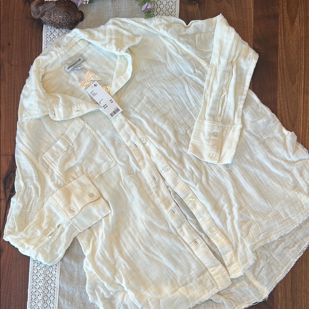 Men’s Light Cream Button-Up Shirt